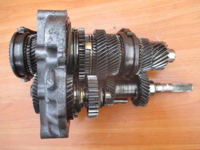 MÉCANISME ROZNICOWY 55567581 9/12/71 BOÎTES OPEL 5 VITESSE ASTRA CORSA