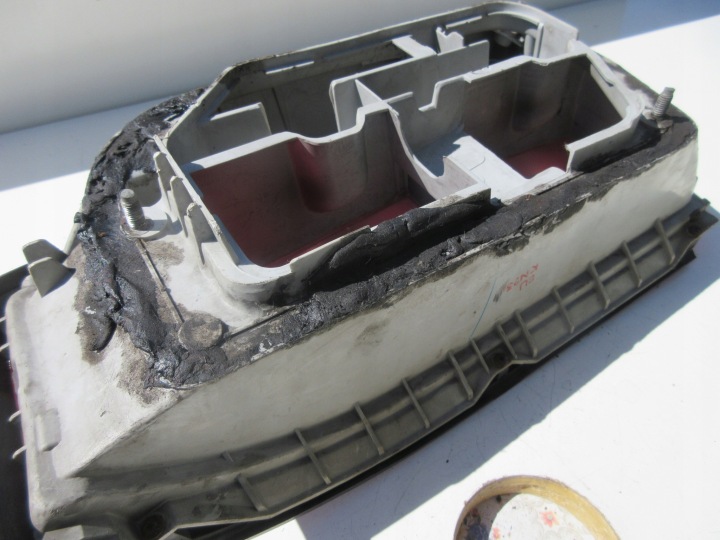 PHARE ARRIÈRE PRA MITSUBISHI GALANT STANLEY 043-8529