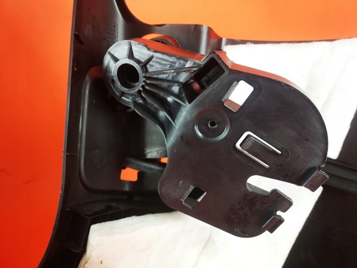 AUDI S5 A5 8T BRODERIE MONTANTS A AVANT GAUCHE DROIT UK