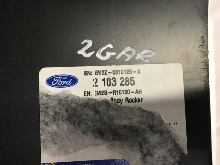 FORD S-MAX SMAX II SEUIL BRODERIE POTEAU DROIT