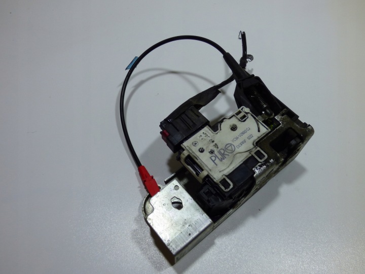 SERRURE DE PORTE DROIT AVANT AVANT TRANSIT MK7 VII YC1AV21812CJ YC1A-V21812-CJ