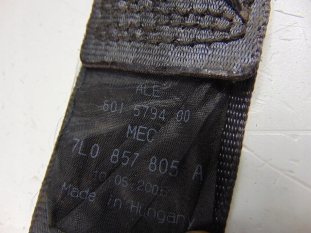 CEINTURE DE SÉCURITÉ GAUCHE ARRIÈRE VW TOUAREG 7L0857805A