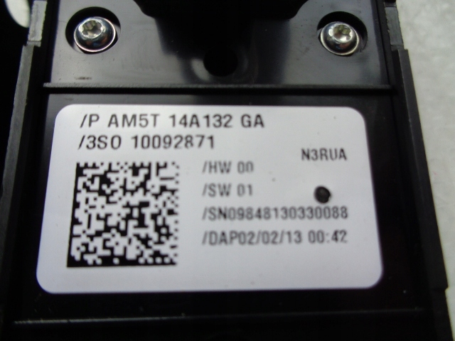 FORD B-MAX COMMUTATEUR VITRE GAUCHE AM5T14A132GA