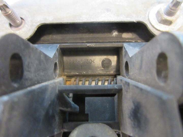 POIGNÉE PORTE COULISSANTE GAUCHE OPEL COMBO C 1316650