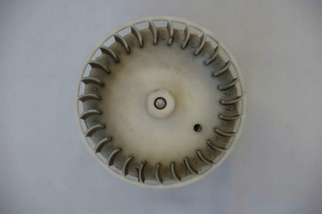 VENTILATEUR VENTILATEUR MERCEDES SL W107 0130063022