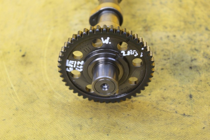 ARBRE ÉCHAPPEMENT GOLF VII 2.0 TFSI 06H109102AD