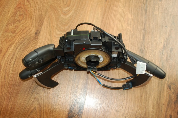 MANETTE COMMUTATEUR COMPOSITE FEUX PEUGEOT 3008