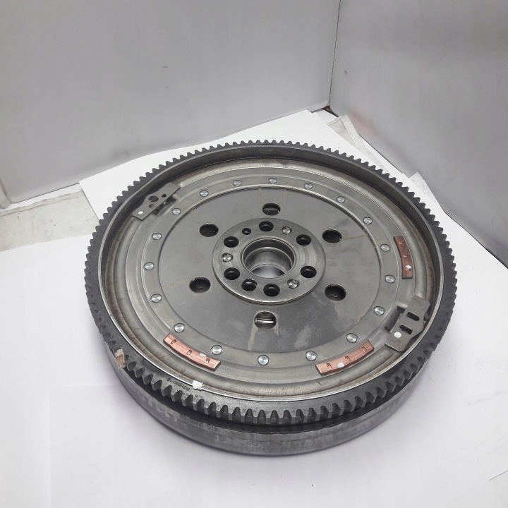 VOLANT D'INERTIE DOUBLE MASSE BMW 1 (E81, E87) 118I PCS LUK