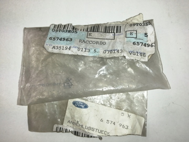RACCORD BLOC CULASSES FORD ESCORT ORION 86-90