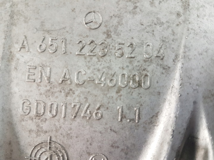 POIGNÉE MOTEUR DROITE INFINITI Q50 2.2 D DIESEL 13-