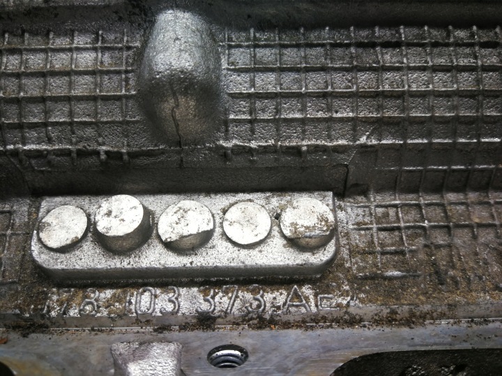 CULASSE COMPLÈTE DROITE AUDI 2.7 ARE 078103373AE