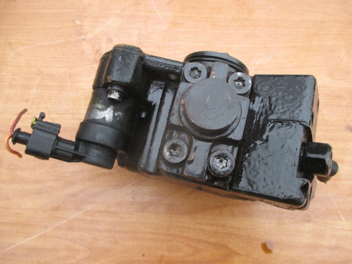 OPEL INSIGNIA ASTRA H J ZAFIRA B 1.9 2.0 CDTI SOUPAPE POMPES CARBURANTS 0928400680