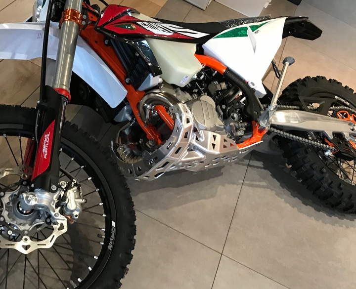 ALUMINIUM PROTECTION DYFUZORA I MOTEUR KIT KTM EXC TE 250/300 HUSQVARNA 2T