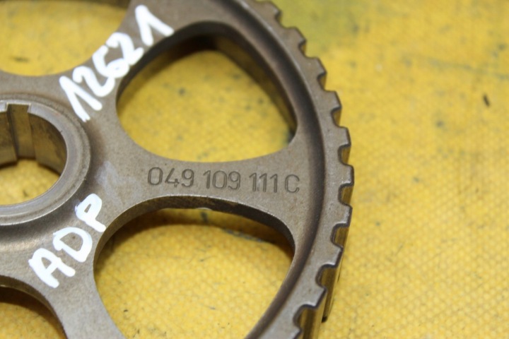 KOLO GALET DISTRIBUTION AUDI A4 B5 1.6 B 049109111C