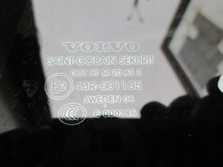 VITRE GAUCHE ARRIÈRE TRIANGLE VOLVO S80 II 2006-2009R
