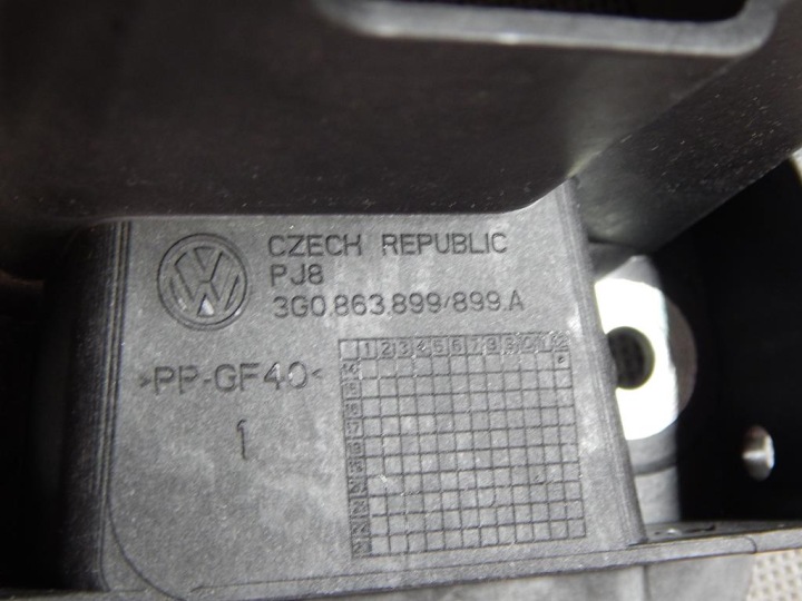 VW PASSAT B8 FIXATION POIGNÉE 3G0863899