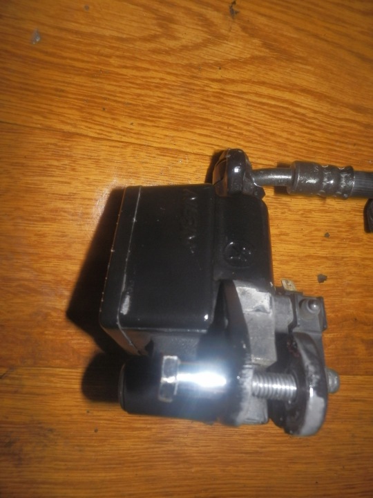 HONDA CBR 500 14R POMPE DE FREIN AVANT GARANTIE
