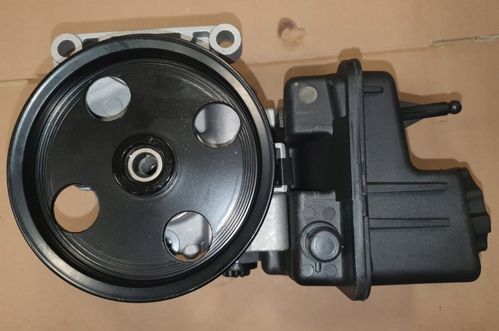 POMPE ASSISTANCE HYDRAULIQUE 0064667801 MERCEDES OM651 photo 1 - milautoparts-fr.ukrlive.com