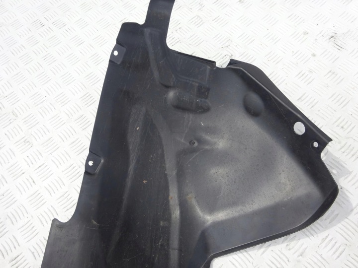 PORSCHE 991 GT3 PASSAGE DE ROUE DROIT AVANT 99150450491