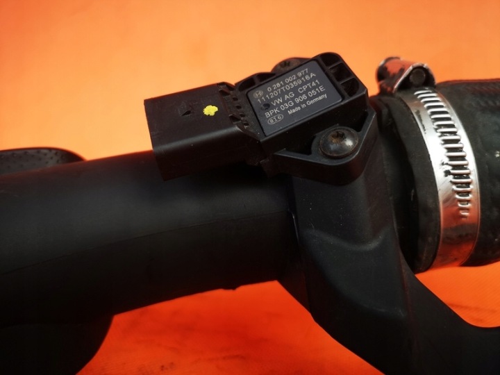 AUDI A3 8P LIFT 2.0 TDI TUYAU AIR X3 CAPTEUR 1K0145770AE 1K0145834AP