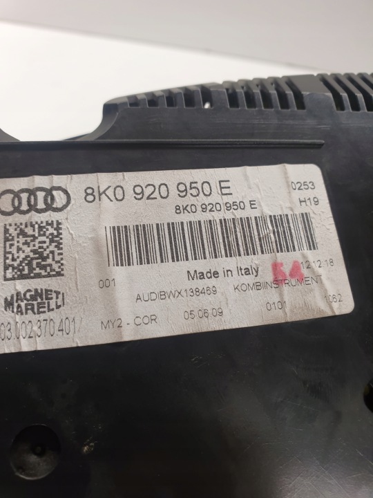 COMPTEUR TABLEAU DE BORD AUDI A4 B8 8K0920950E 2.0 TFSI