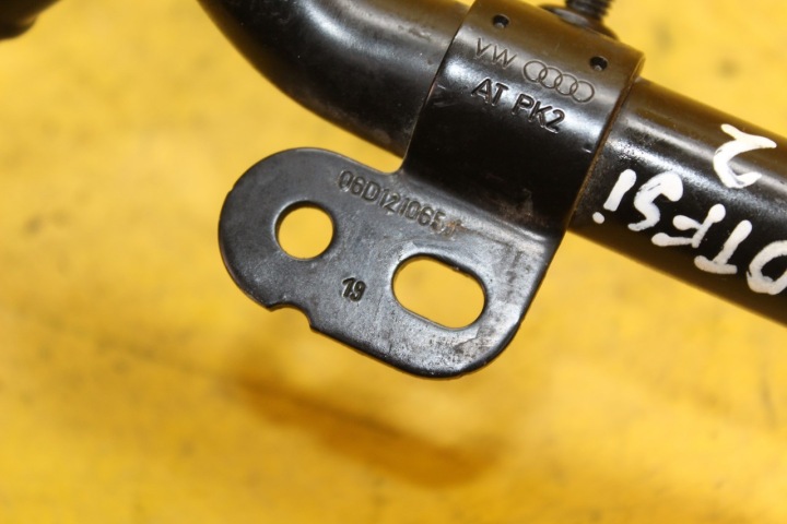 TUYAU FIL EAU A4 B7 2.0TFSI BUL 06D121065J