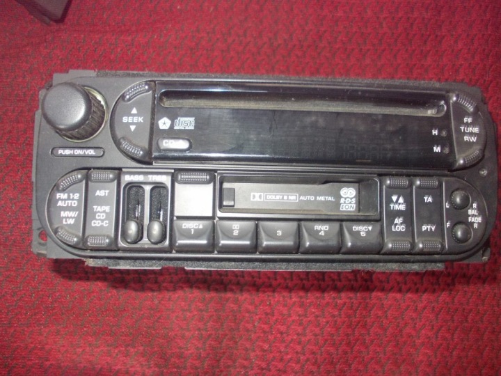 RADIO JEEP GRAND CHEROKEE TQ1AA3149A0516