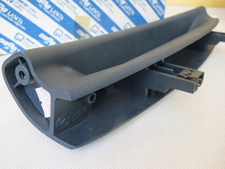 MANIVELLE POIGNÉE POIGNÉE BOÎTE À GANTS TABLEAU DE BORD FIAT DOBLO