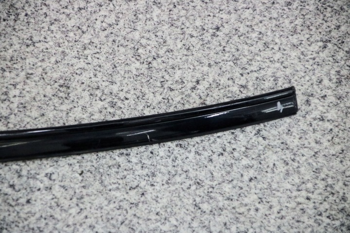 BMW E60 MOULURE TOITS TOITS DROITE 7070196