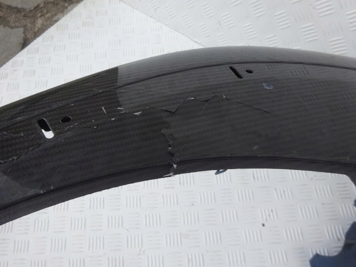 PORSCHE 918 SPYDER SPOILER DOUBLURE CARBONE PARE-CHOCS