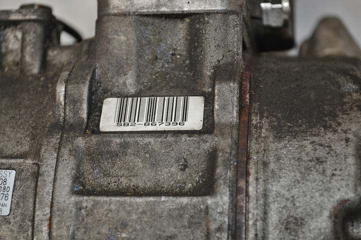 POMPE CLIMATISATION 4472208180 8D0260808 03C34976