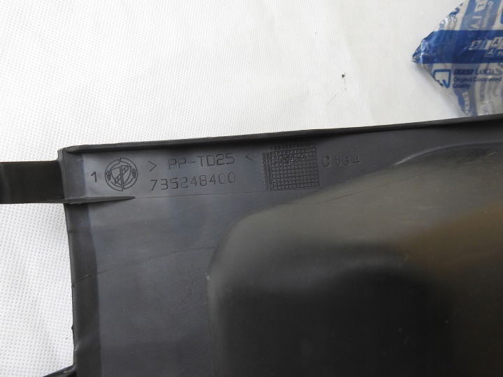 PROTECTION COUVERCLE FUSIBLES FIAT PUNTO II 99-10