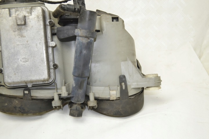 MERCEDES W210 PHARE AVANT AVANT PROJECTEUR GAUCHE XÉNON LAVE-GLACE JEU