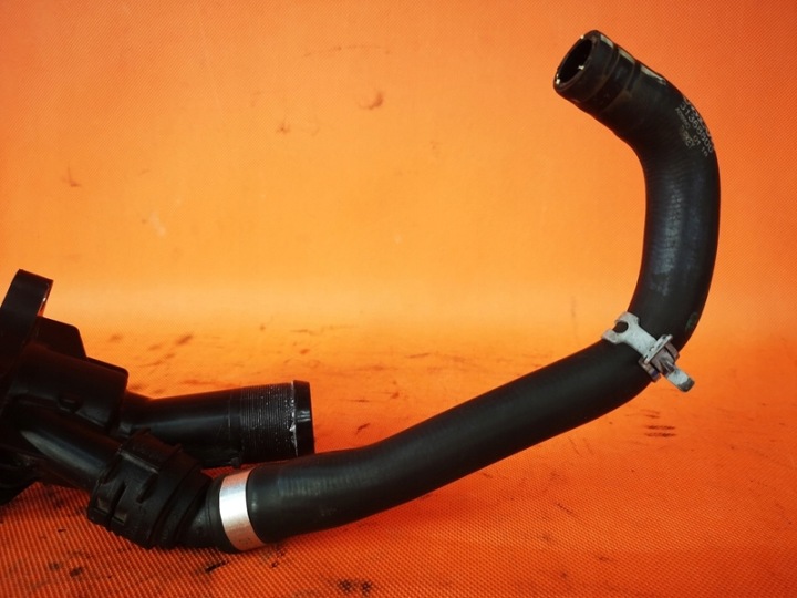 VOLVO V40 D2 2016 CHÂSSIS THERMOSTAT TUYAU 31293767