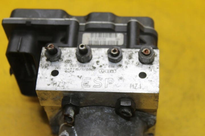 POMPE ABS A6 C6 4F0614517A 4F0916517E 0265234111