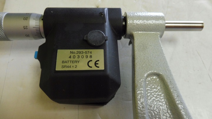 MIKROMETR NUMÉRIQUE MITUTOYO 375-400MM 293-574 JAPAN