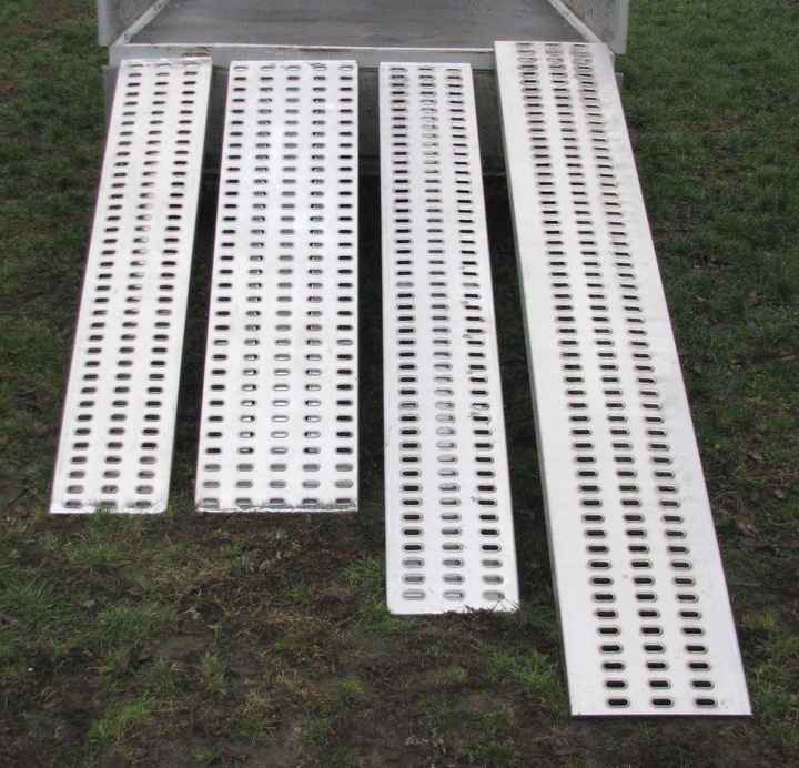 METAL PLATE STEEL LOHR 500X2000 CAR TRAILER CAR TRAILER PLATFORM 