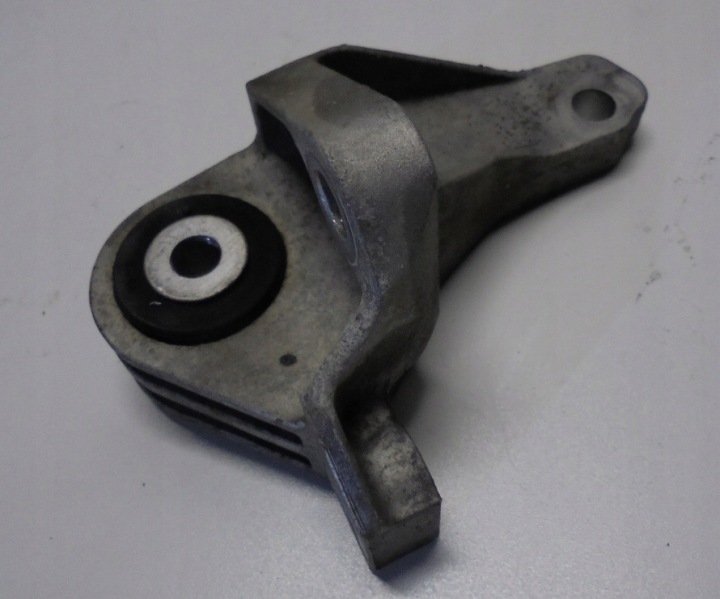 KUGA MK2 12-19 SUPPORT POIGNÉE FIXATION BOÎTES 1.5 2.0 TDCI FV416P093A