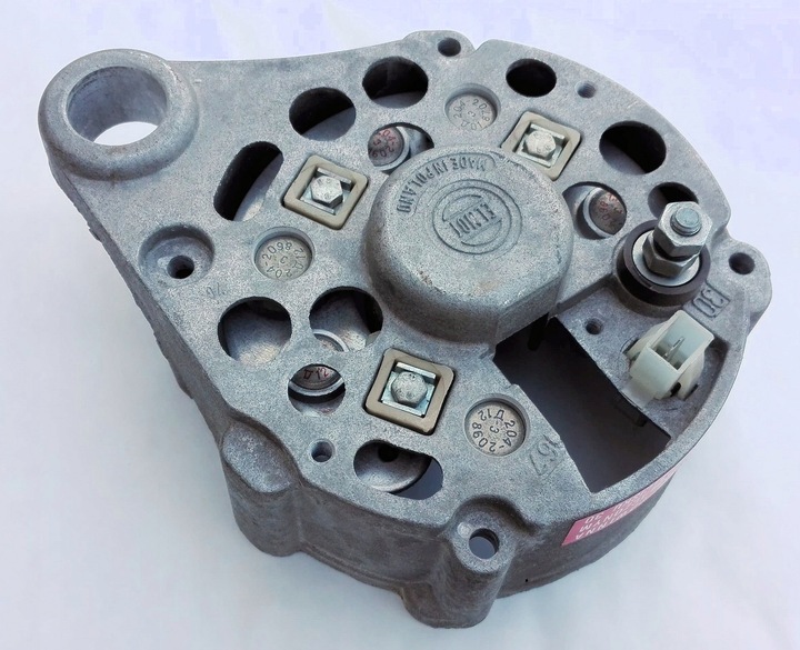 RECUBRIMIENTO PARTE TRASERA ALTERNADOR FIAT 125P FSO POLONEZ NT 