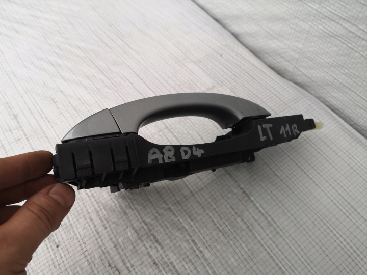 AUDI A8 D4 POIGNÉE LY7G GAUCHE ARRIÈRE ENSEMBLE KEYLESS GO
