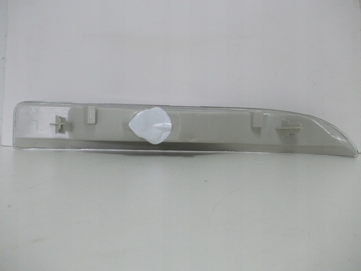 PHARE CLIGNOTANT AVANT GAUCHE BLANC PY21W) CONVIENT VERS NISSAN INTERSTAR