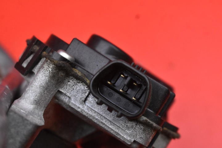 MÉCANISME PETIT MOTEUR ESSUIE-GLACES AVANT EUROPE 85110-0D190 TOYOTA YARIS 3 III