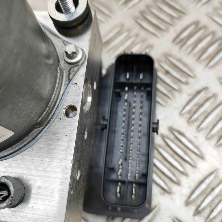 POMPE ABS OPEL ASTRA GAUCHE (O5) 9850523280 32386126 1.2L 96KW 2023