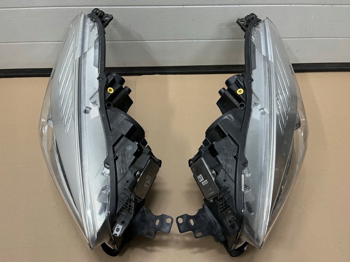 BIXENON FORD KUGA MK2 LIFT XÉNON FORD KUGA II LIFT TOURNANT COMPLET XÉNONS