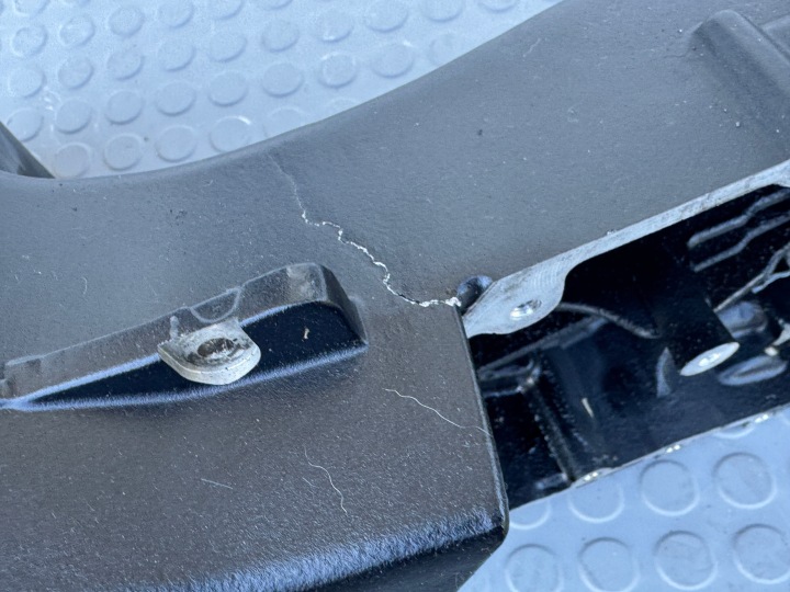 CARTER ENGRENAGE PROTECTION BMW C650 8525420
