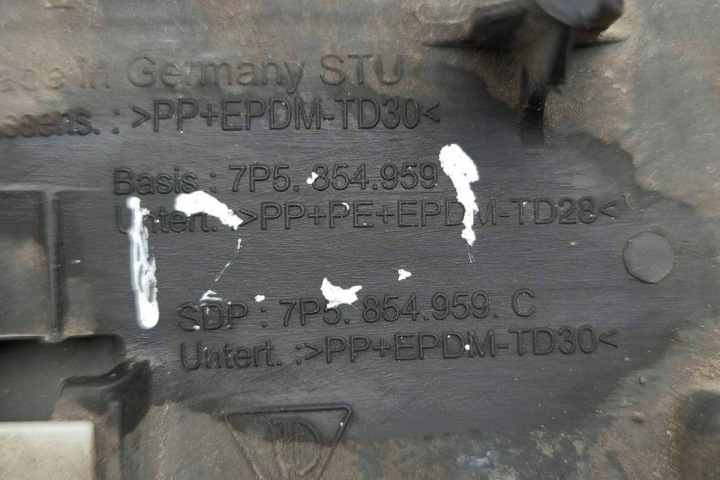 MOULURE ARRIÈRE GAUCHE GARDE-BOUE PORSCHE CAYENNE (92A) 7P5854959C 3.6L