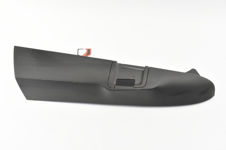 PROTECTION MONTANTS DROIT ARRIÈRE A4476940625 MERCEDES ESSENCE VITO W447
