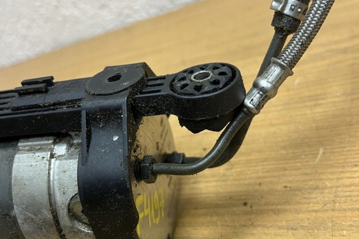 POMPE VIDE BMW 7 (E65, E66, E67) 3451166155 DIESEL 2005