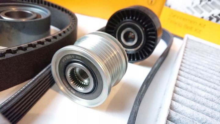 KIT DISTRIBUTION VERS AUDI A4 (8K5, 8K2, B8) 2.0 TDI