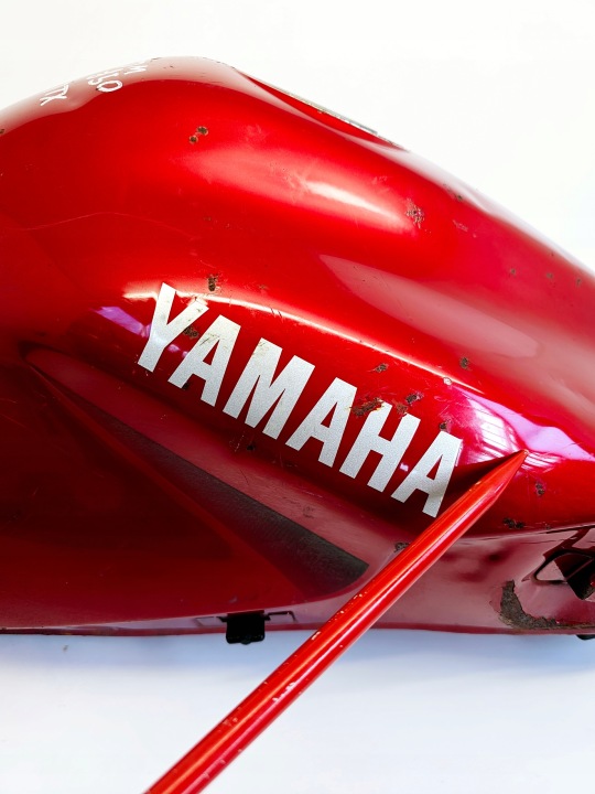 YAMAHA TDM 850 4TX RÉSERVOIR CARBURANTS RÉSERVOIR CARBURANTS